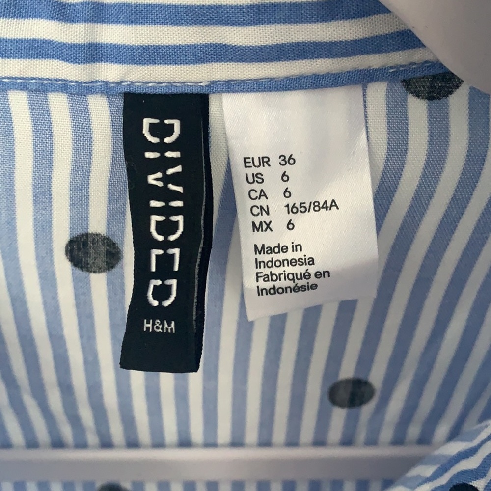 Blouse - Picture 2 of 3